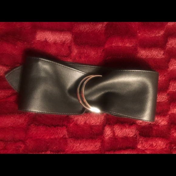 Faux Leather Double D Ring Belt - Picture 1 of 2